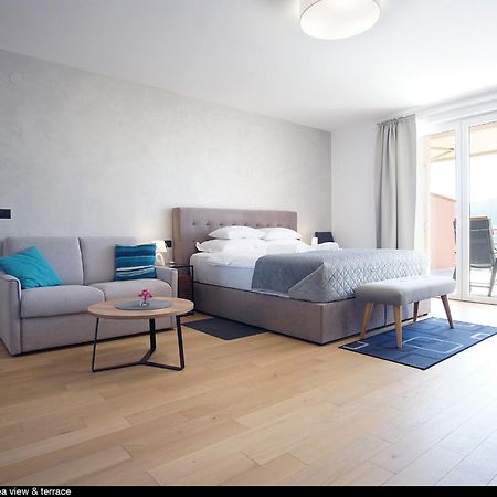 Val De Laco Studio Apartments Ровин Екстериор снимка