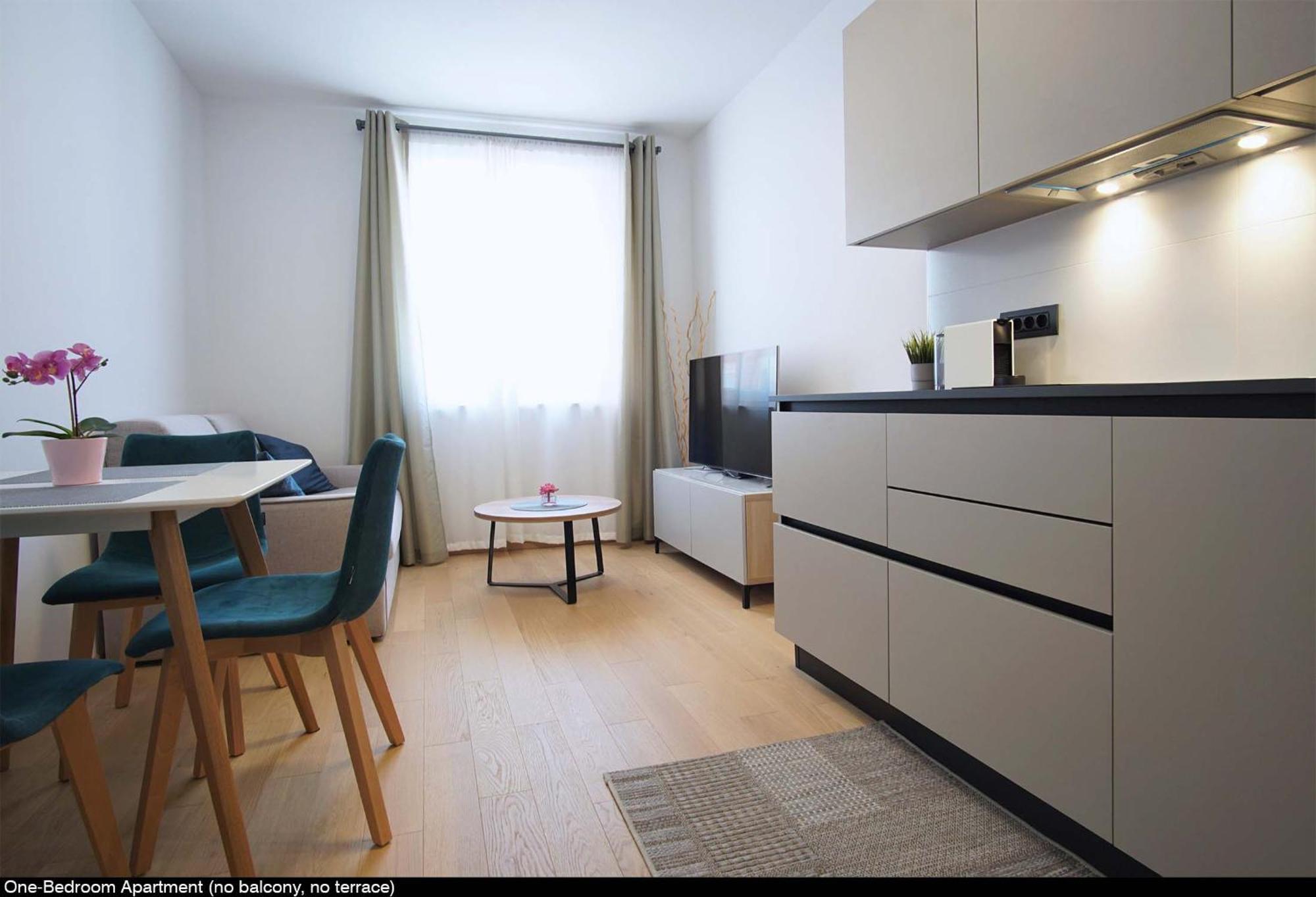 Val De Laco Studio Apartments Ровин Екстериор снимка