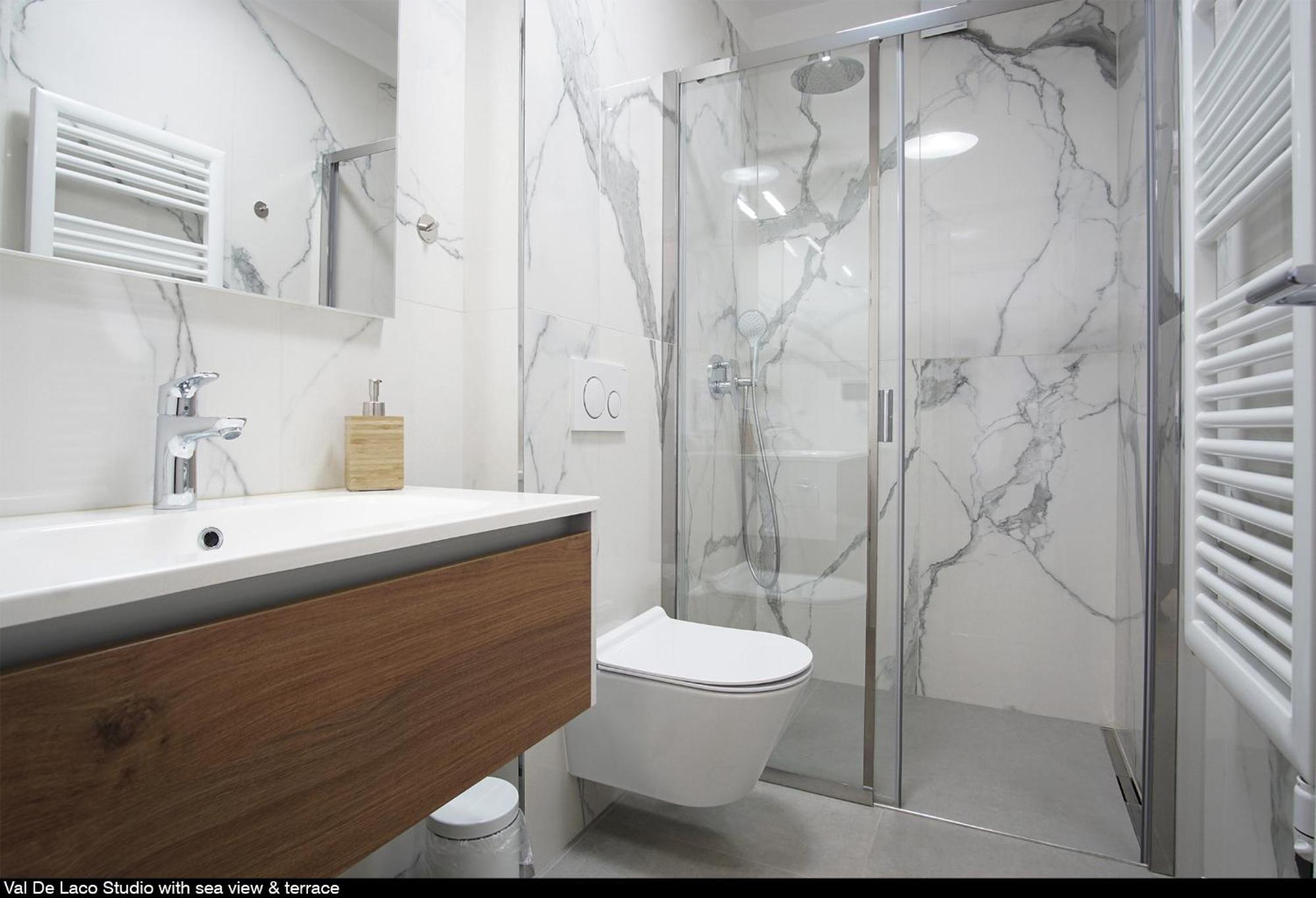 Val De Laco Studio Apartments Ровин Екстериор снимка